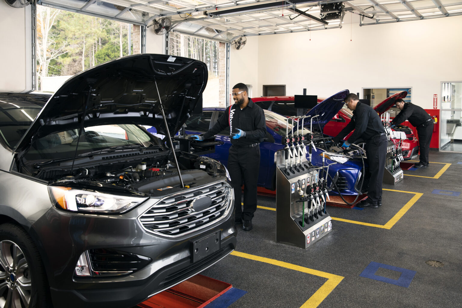 Get Started Valvoline Instant Oil Change Franchise an Owner